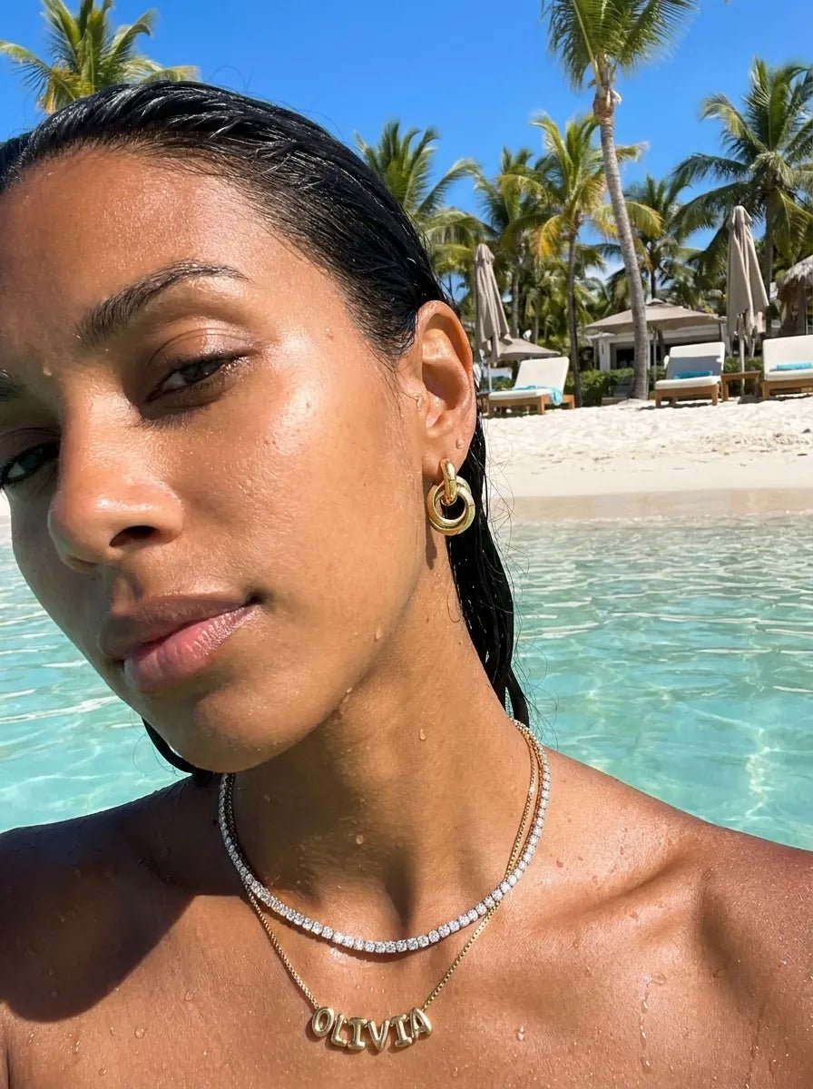 Moonela vs D.Louise: Which Waterproof Jewellery Brand Wins?